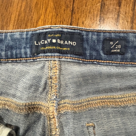 Lucky Brand medium wash Sweet Boot jeans 6/28 ankle - Picture 11 of 16